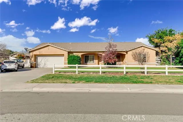 1075 Charles Street, Banning, CA 92220 - #1