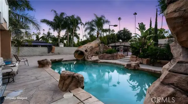 922 Armata Dr, Corona, CA 92881