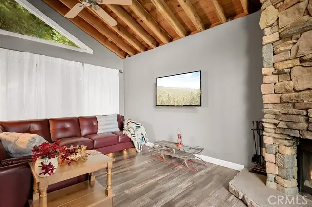 196 Ponderosa Dr, Cedar Glen, CA 92321 - #2