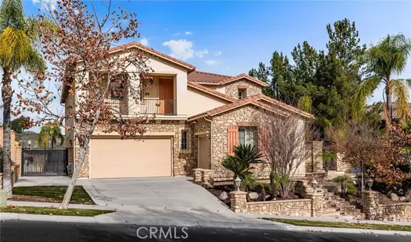 8226 Soft Winds, Corona, CA 92883