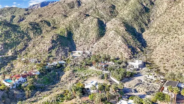 1870 Crestview, Palm Springs, CA 92264