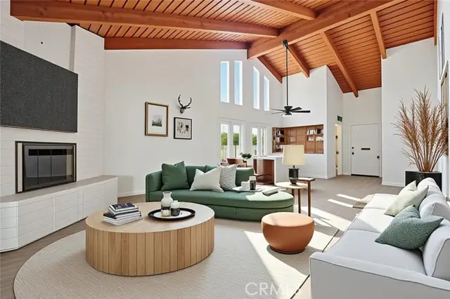 2011 Katella, Anaheim, CA 92804 - #2