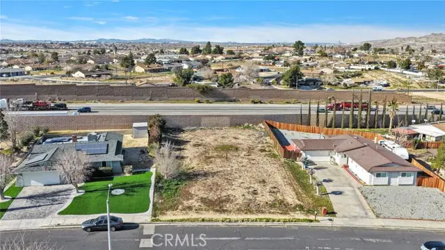15860 La Paz, Victorville, CA 92395 - #3