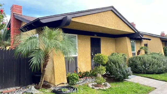 306 Thornton, Hemet, CA 92543 - Image #2