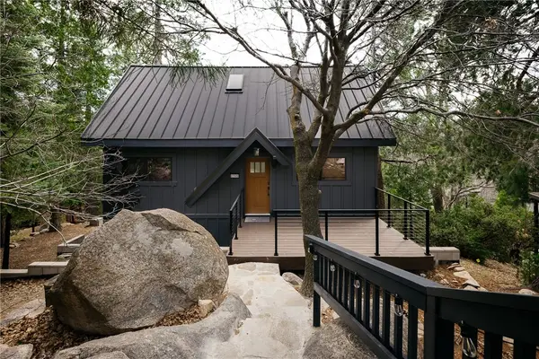 27522 Cedarwood, Blue Jay, CA 92317