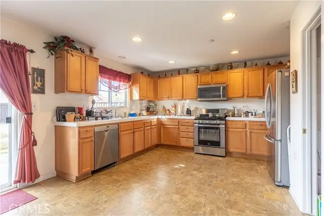 9131 Santa Barbara Drive, Riverside, CA 92508 - #2