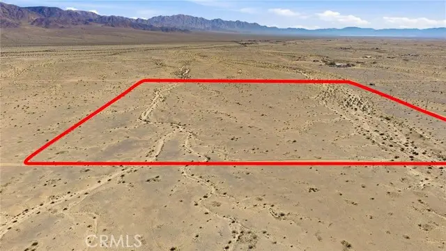 2327 Palm, Twentynine Palms Yucca Valley, CA 90007 - #2