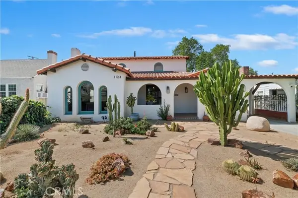 1124 Vicentia, Corona, CA 92882