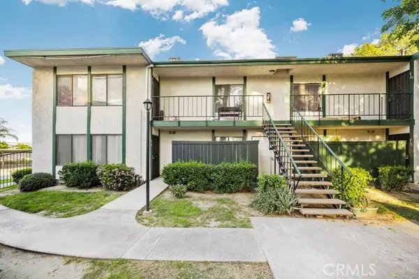 1735 Washington F14  #F14, Colton, CA 92324