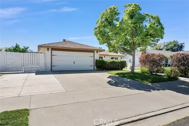 1602 Oak Hill Court, Ontario, CA 91761 - #1
