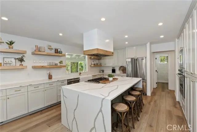 1211 Yellowstone Drive, Lake Arrowhead, CA 92352 - #2