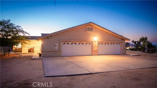 8920 Del Monte Avenue, Yucca Valley, CA 92284 - #3