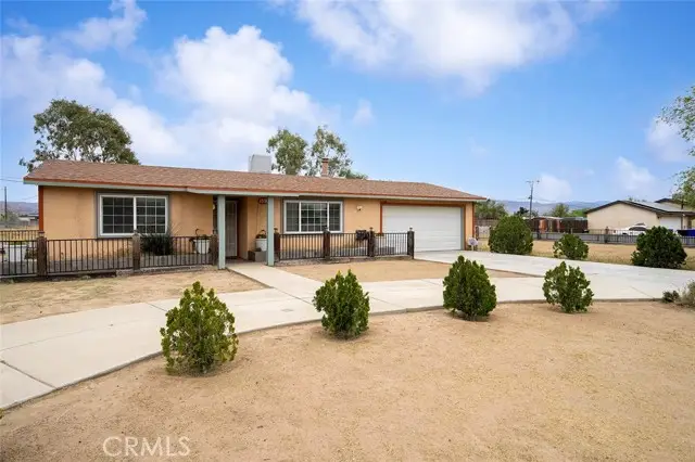 15967 Wichita Road, Apple Valley, CA 92307 - #3