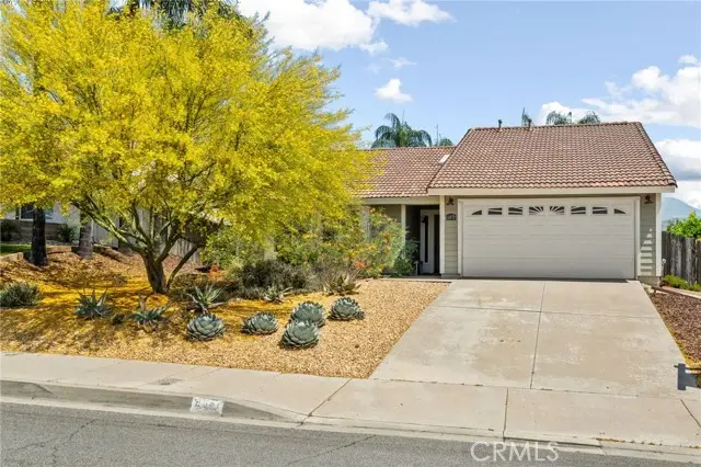 6871 Grove Avenue, Highland, CA 92346 - #3