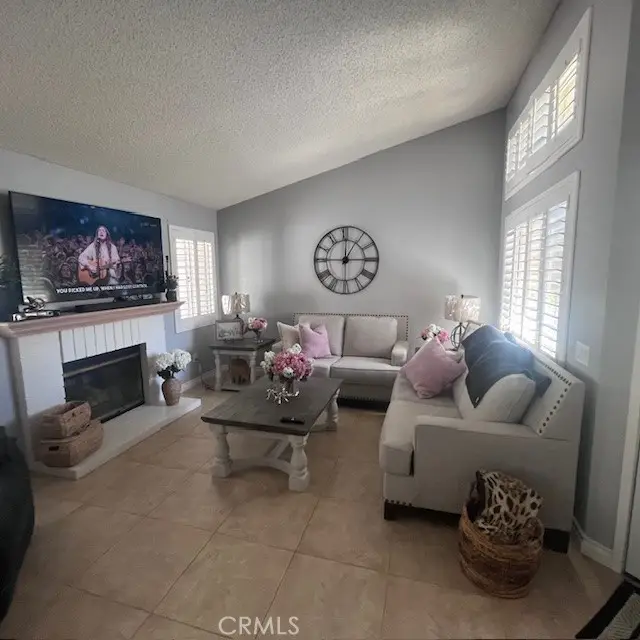 944 Hogan, Banning, CA 92220 - #2