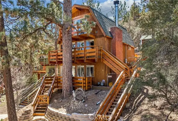 108 Aeroplane Boulevard, Big Bear City, CA 92314