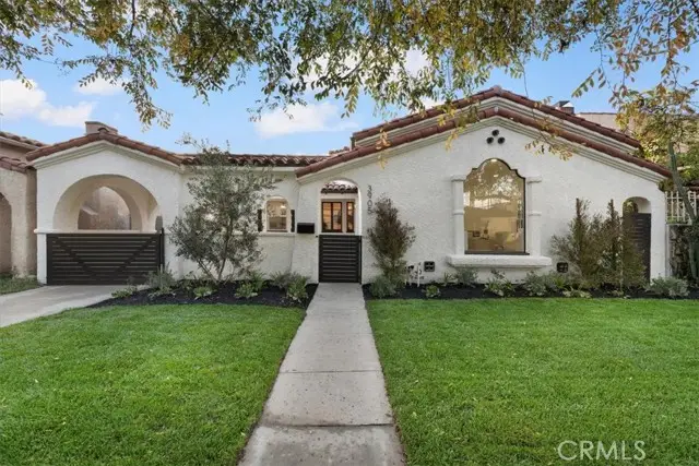 3905 Roxton Avenue, Los Angeles, CA 90008 - #1