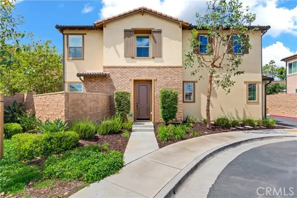 2999 Villa Catalonia Court, Corona, CA 92881