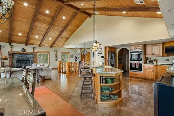 865 Marin, Lake Arrowhead, CA 92352