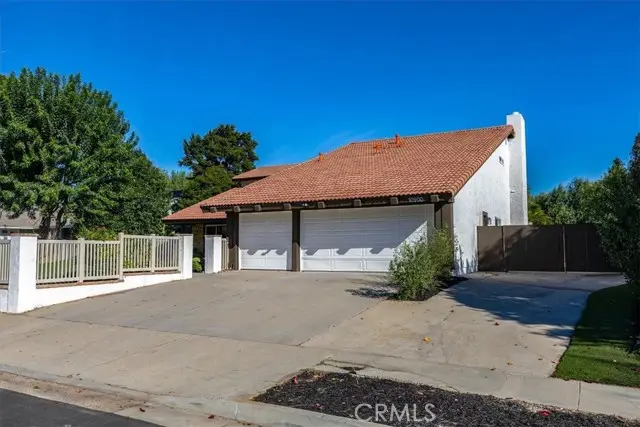 10900 Remmet Avenue, Chatsworth, CA 91311 - #3