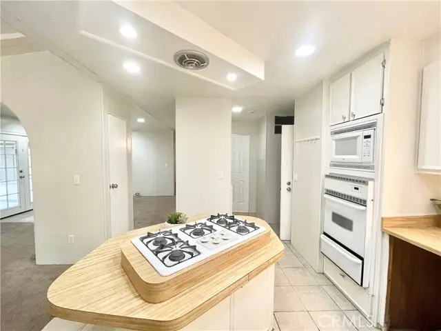 4040 Piedmont, Highland, CA 92346 - #3