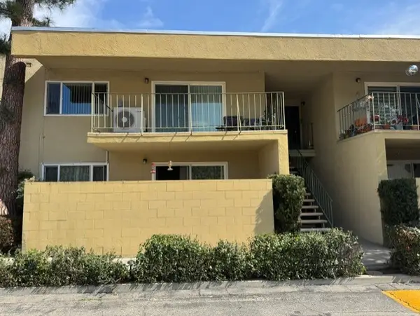 11138 Aqua Vista  #29, North Hollywood, CA 91602