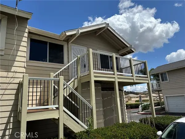 713 Walnut Drive  #17, Lake Elsinore, CA 92530