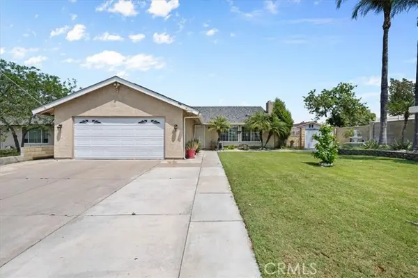 395 Tamarisk Ave, Rialto, CA 92376