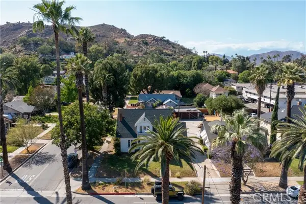3893 Pine Street, Riverside, CA 92501
