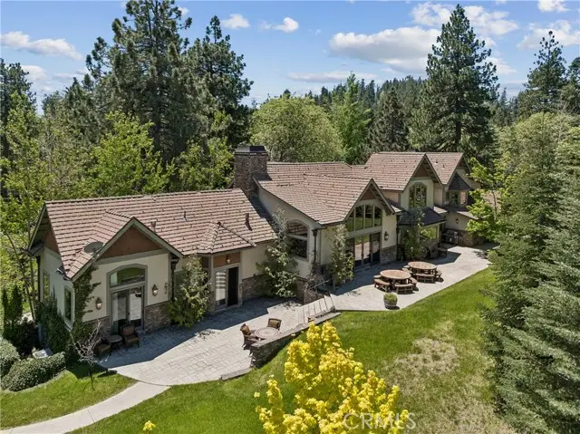 32310 Hummingbird Court, Running Springs, CA 92382 - #1
