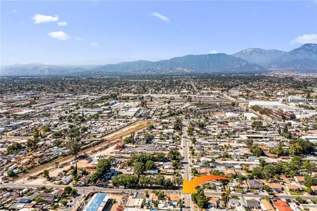 3889 9th, Pomona, CA 91766 - #3