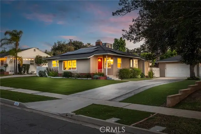 816 Sherwood Street, Redlands, CA 92373 - #3