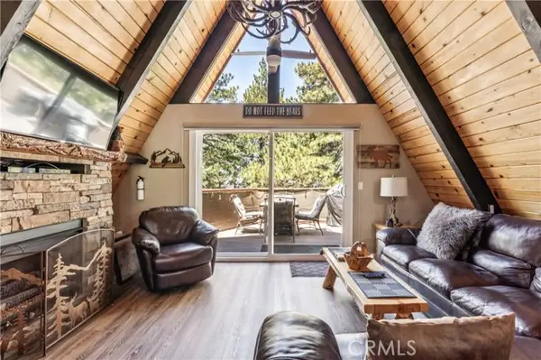 30834 Live Oak, Running Springs, CA 92382