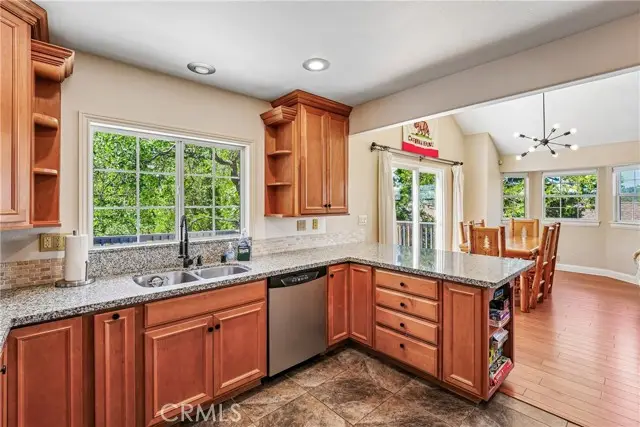 28833 Manitoba Drive, Lake Arrowhead, CA 92352 - #3