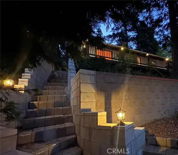 23788 Zuger, Crestline, CA 92325