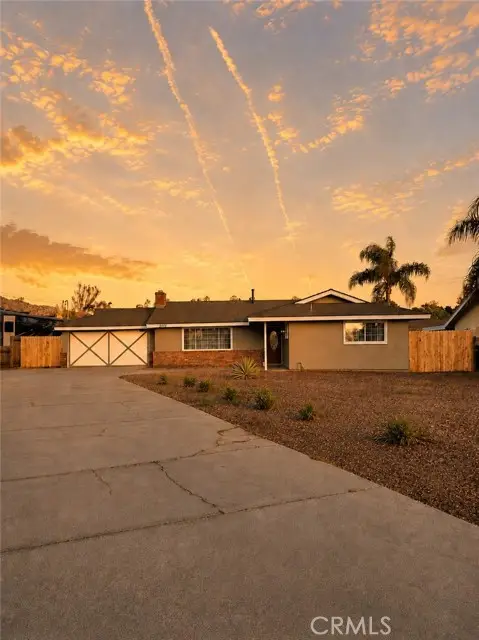 2441 Reservoir Drive, Norco, CA 92860