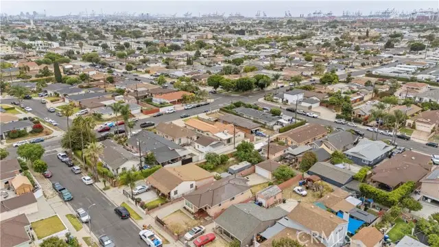 1220 Young, Wilmington, CA 90744 - #2