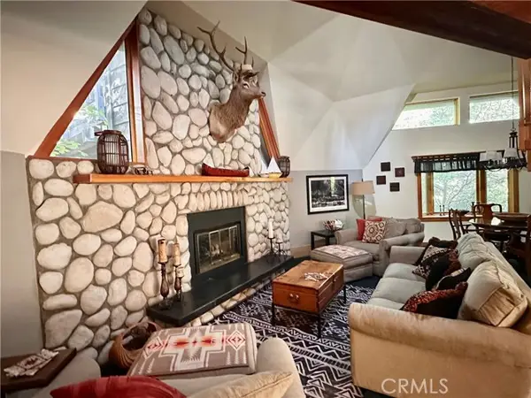781 Lake, Lake Arrowhead, CA 92352