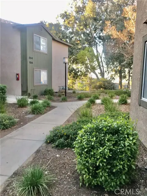 2612 Avenida Del Vista  #203, Corona, CA 92882