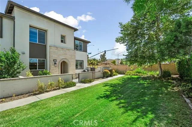 3860 Oasis Paseo  #6, Ontario, CA 91761 - #2