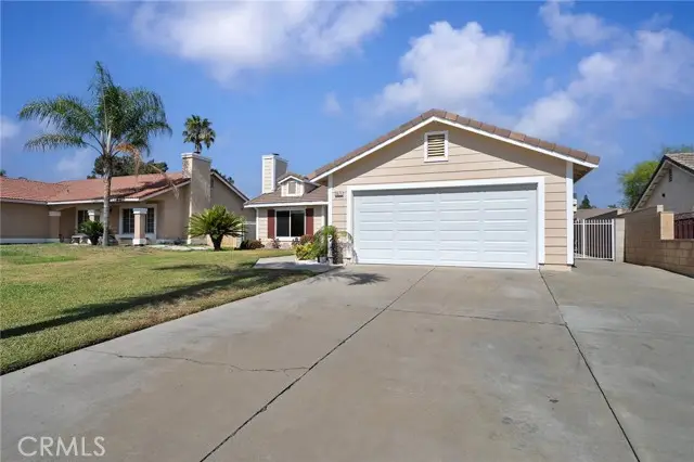 8871 Grace Street, Fontana, CA 92335 - #3