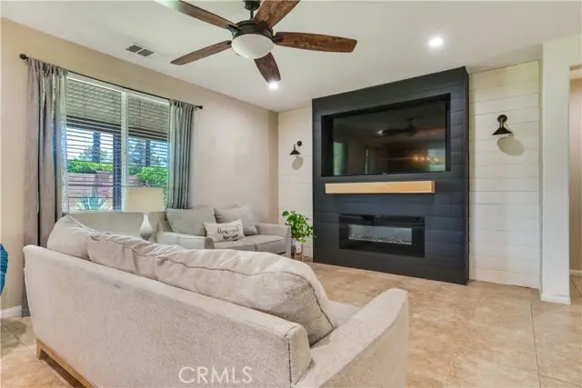 1294 Burgundy Rose, Beaumont, CA 92223 - #3