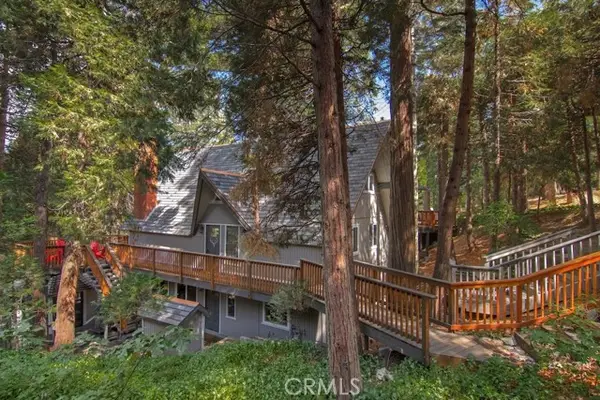 422 Klamath, Lake Arrowhead, CA 92352