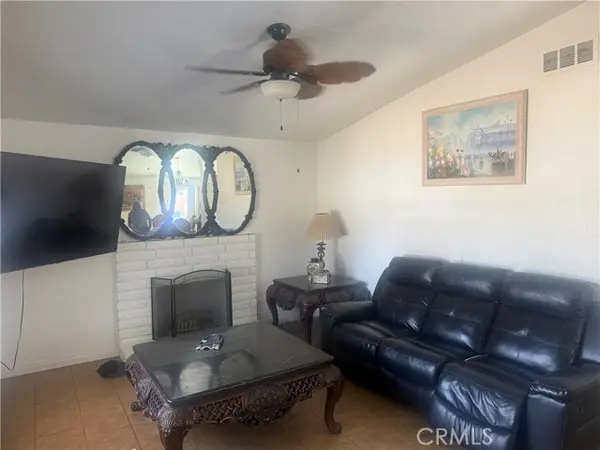 2949 Spruce St, Rialto, CA 92376