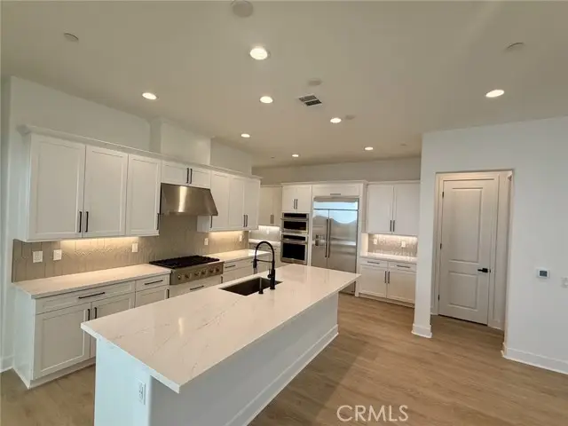 27430 Creekwood Lane, Valencia, CA 91381 - #2