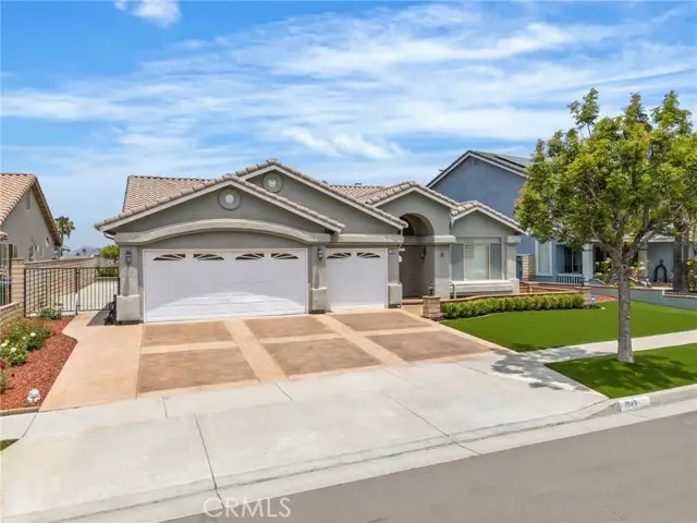 1049 Salem, Corona, CA 92881 - #1