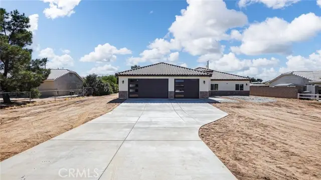7428 I Avenue, Hesperia, CA 92345 - #3