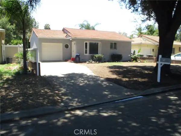 9748 Belmont, Riverside, CA 92503