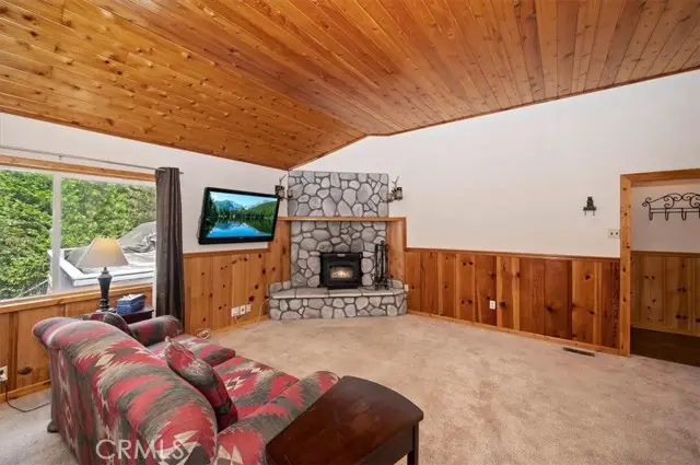 932 Cedar Drive, Crestline, CA 92325 - #3
