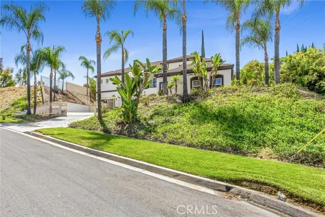 652 Fairway Drive, Redlands, CA 92373 - #3